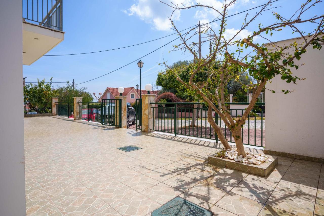 Niko'S Central Skala Apartments 外观 照片