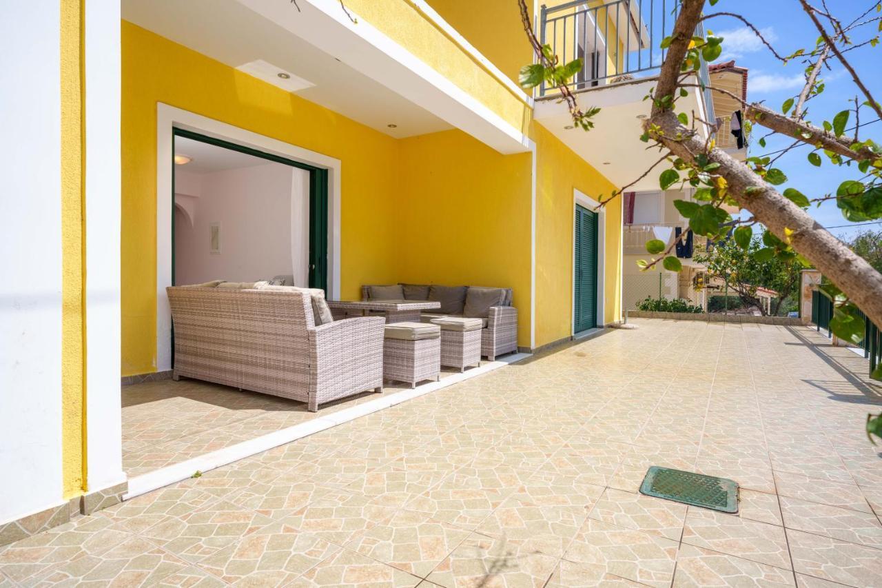 Niko'S Central Skala Apartments 外观 照片